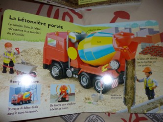 Mon imagier des camions 1 - Usborne - Les lectures de Liyah