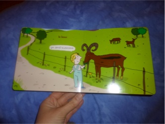 Le livre qui sent bon 1 - L'école des loisirs - Les lectures de Liyah
