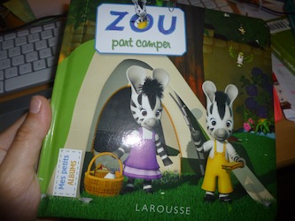 Zou fait du camping - Larousse - Les lectures de Liyah