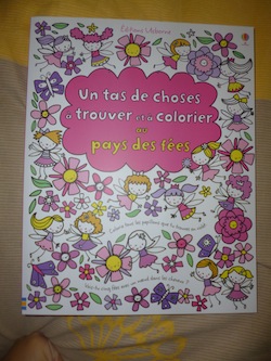 Un tas de choses à trouver et colorier pour filles - Usborne - Les lectures de Liyah