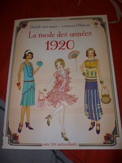 La mode des années 1920 - Usborne - Les lectures de Liyah