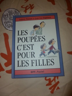 Livre pour enfants Les poupées c'est pour les filles - Pastel - Les lectures de Liyah