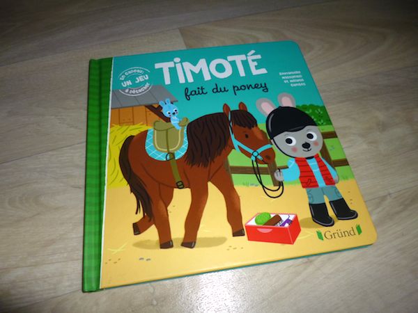 Timoté fait du poney