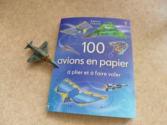 100 avions en papier - Usborne - Les lectures de Liyah