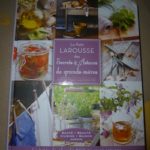 Le petit Larousse des secrets de grand mere - Larousse - Les lectures de Liyah